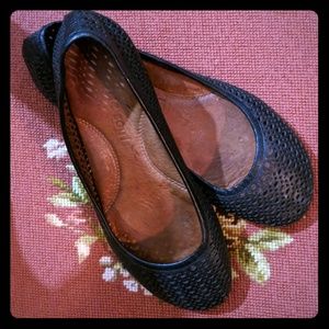 kenneth cole bayou flats